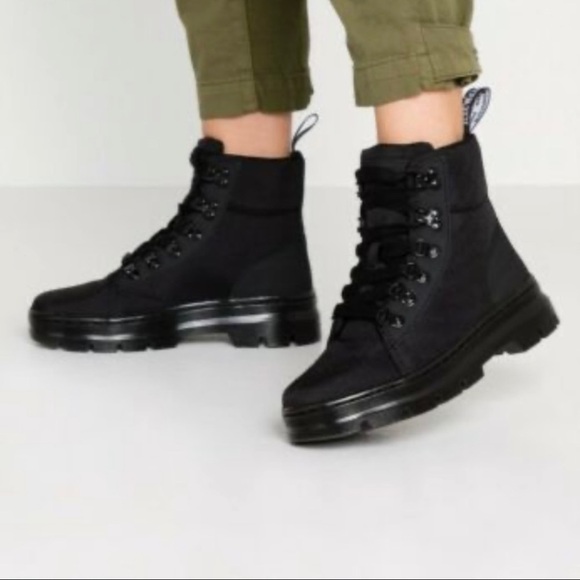 Dr. Martens Women's Combs Poly Casual Lace Up Boot Black Ajax , Sz-7.US/38.EU - Picture 1 of 13